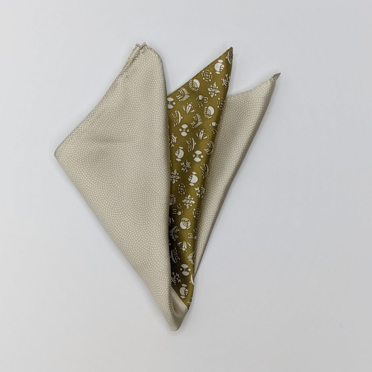 Tomita Sen Kogei: SARAKICHI – Pocket Square (Treasures / Rokōcha Brown)