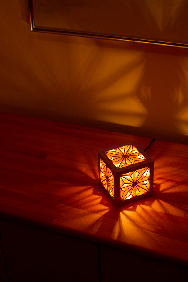 Kinoakari: Desk Lamp - Asanoha Cube S ASA-12