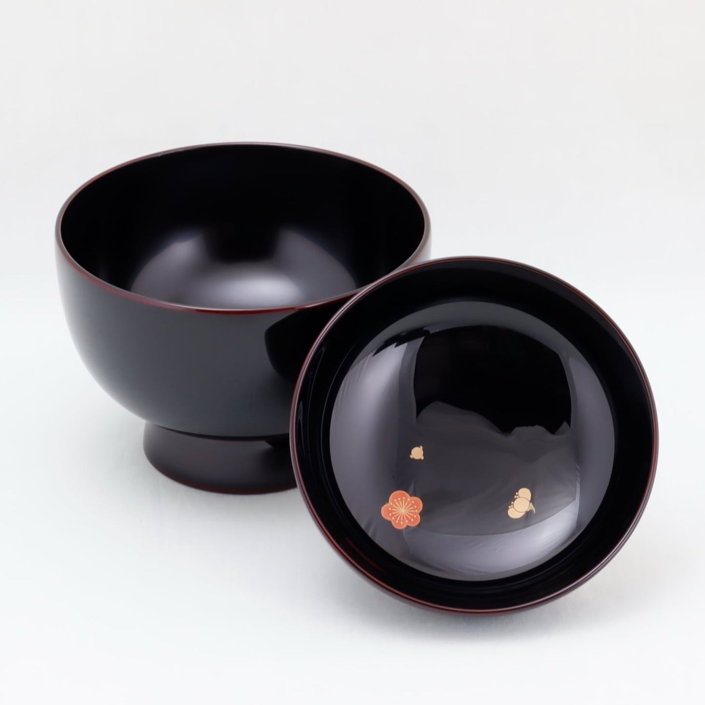 Kato Lacquerware: Wajima Lacquerware Couple's Zoni Bowl Set "Crane and Tortoise" with Pine, Bamboo and Plum Maki-e