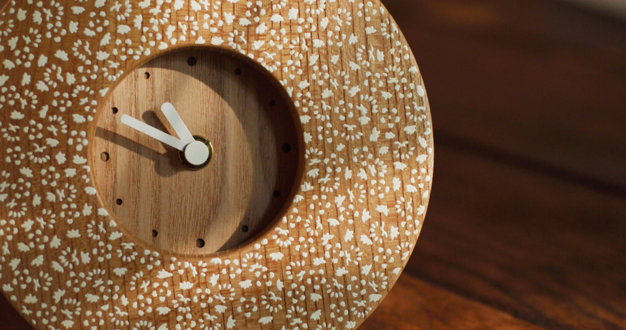 Tomita Sen Kogei: Komon Wood Clock (Kobana / Pine, Bamboo & Plum)