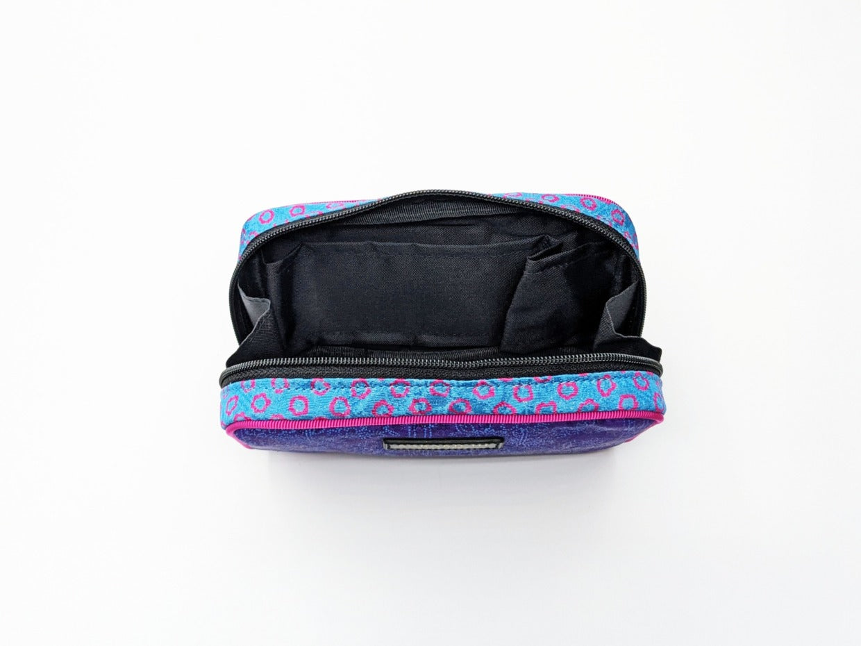 Tomita Sen Kogei: SARAKICHI – Komon Pouch (Blue/Pink)