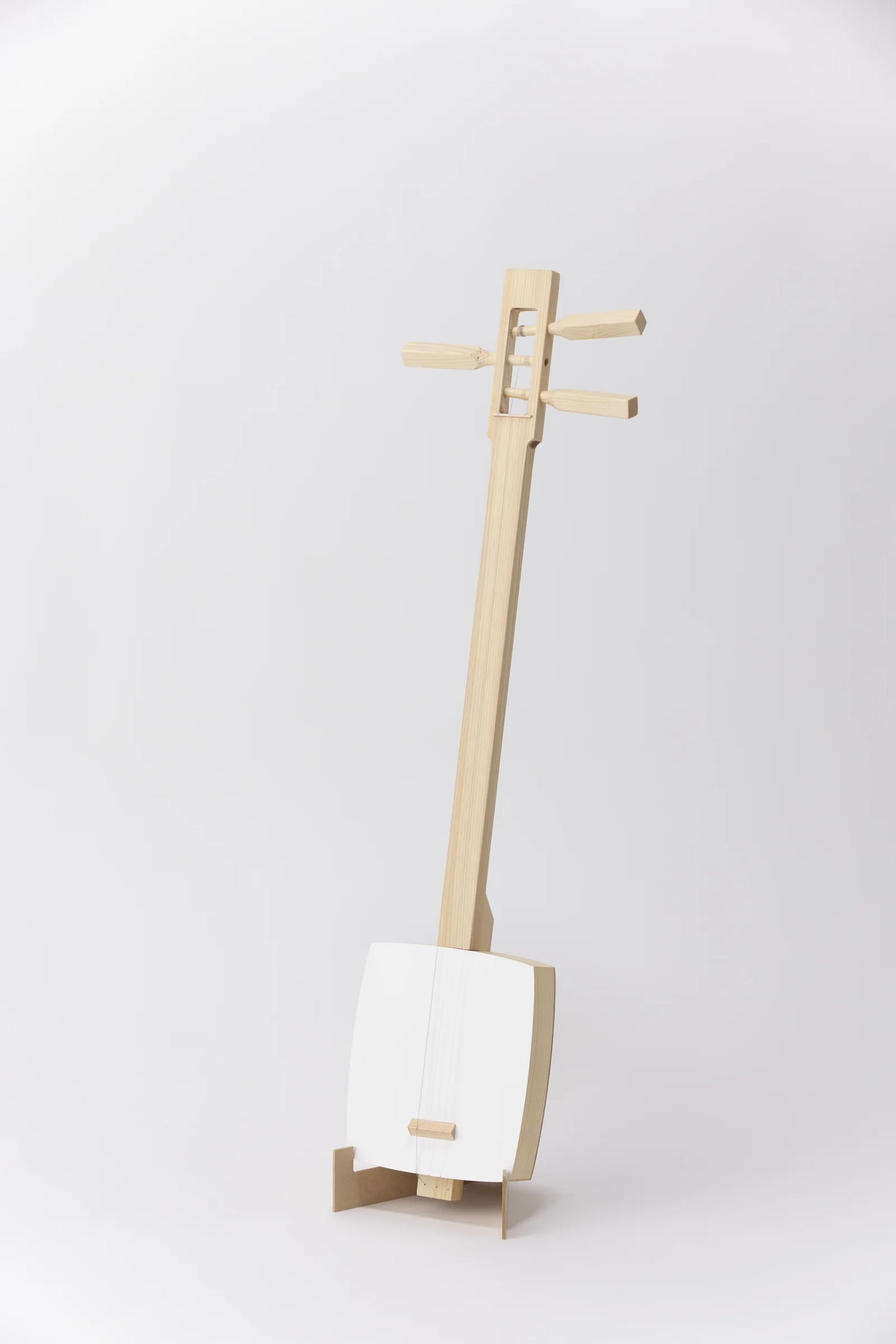 Sangenshi Kikuoka: Chinton - A Compact Shamisen
