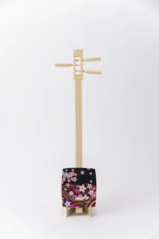 Sangenshi Kikuoka: Chinton EDO Series Playable Mini Shamisen – Sakura and Seigaiha