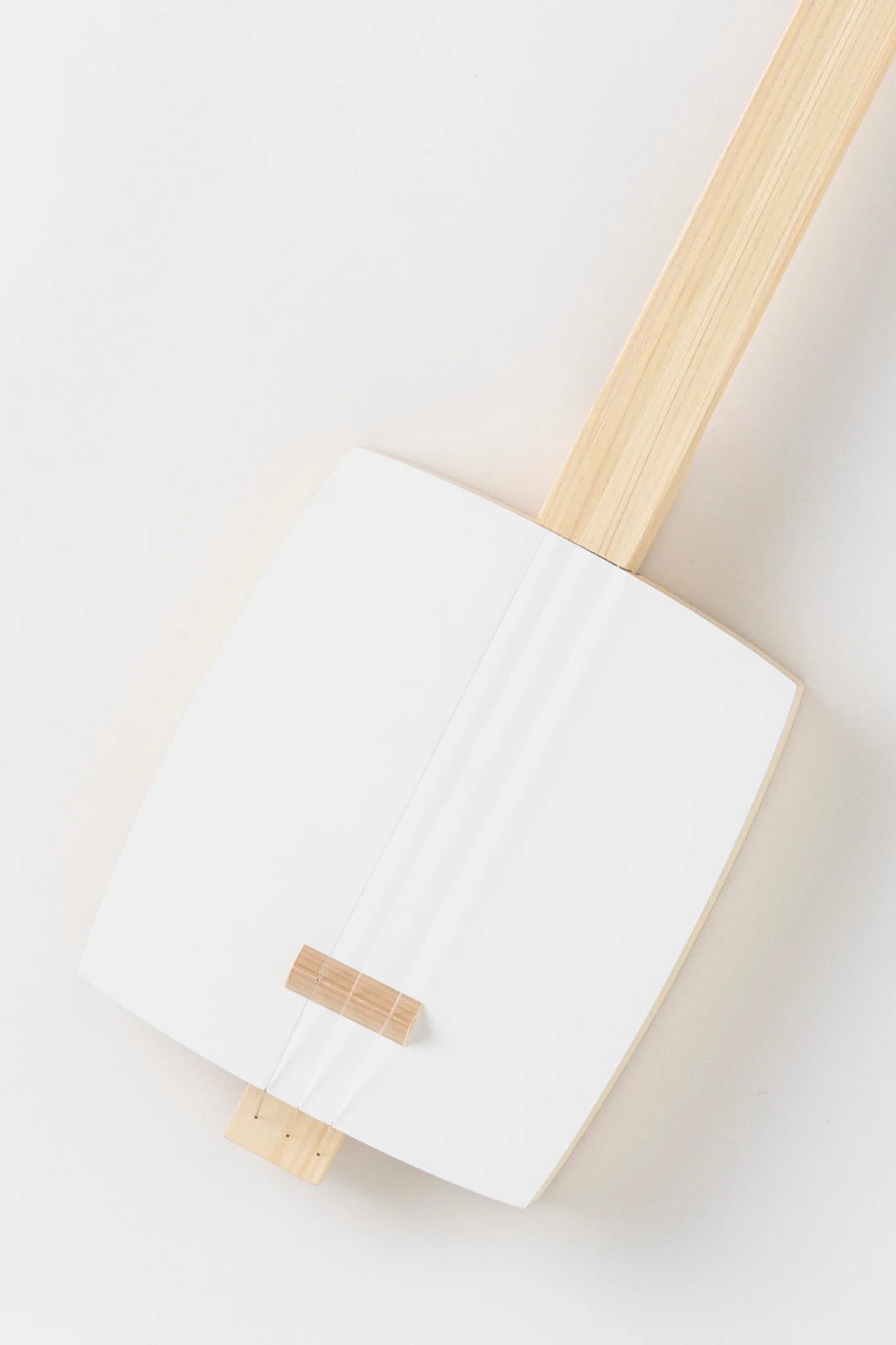 Sangenshi Kikuoka: Chinton - A Compact Shamisen
