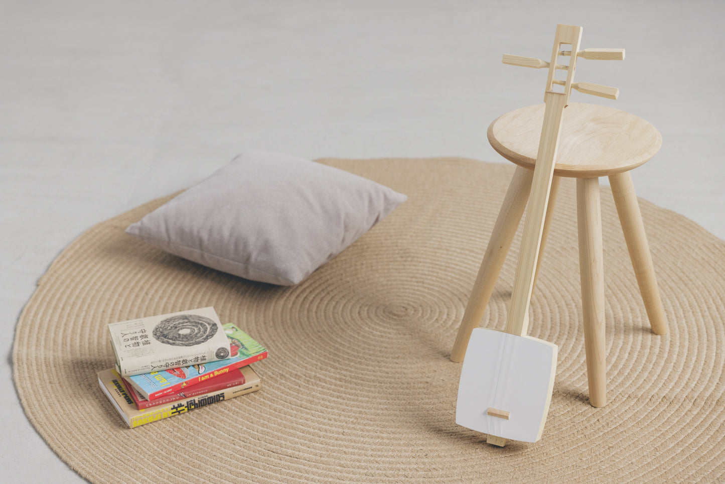 Sangenshi Kikuoka: Chinton - A Compact Shamisen