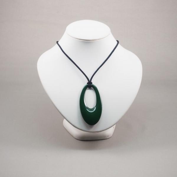 Shioyasu Shikki: Wajima Lacquerware “Shizuku” Pendant (Large), Green Roiro Finish