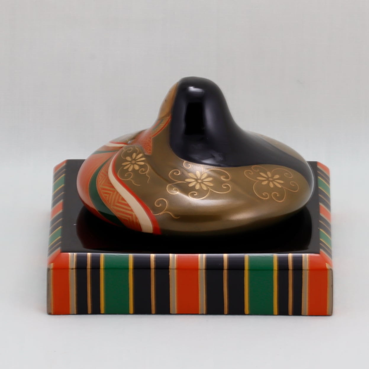 Kato Lacquerware: Wajima Lacquerware Hina Doll Display