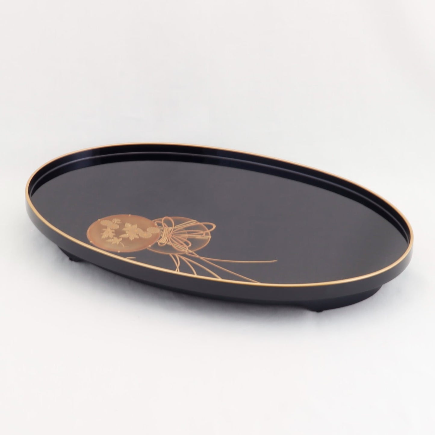 Kato Lacquerware: Wajima Lacquerware Toso Set – Small Footed Form with Tsuzumi Drum Maki-e