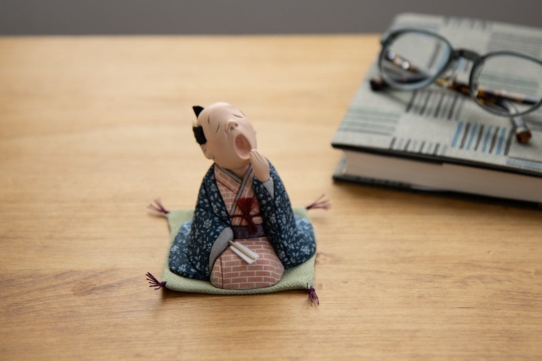 Koikko: Edo Rakugo Doll – “Akubi Shinan” (Yawning Lesson) – Tetsukon