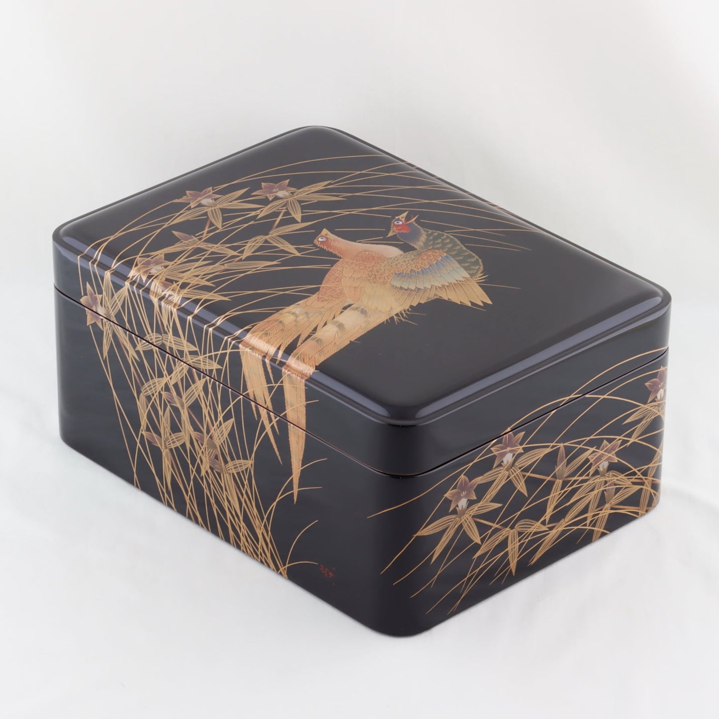 Kato Lacquerware: Wajima Lacquerware Letter Box with Lid — Black Lacquer with Pheasant Maki-e