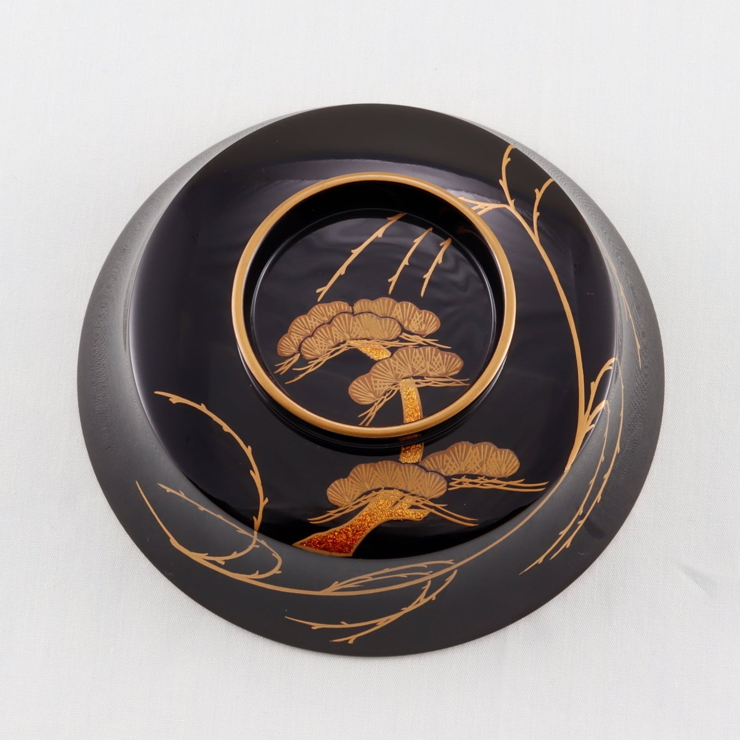 Kato Lacquerware: Wajima Lacquerware Square Nimono Bowl "Willow and Five Geese" Maki-e