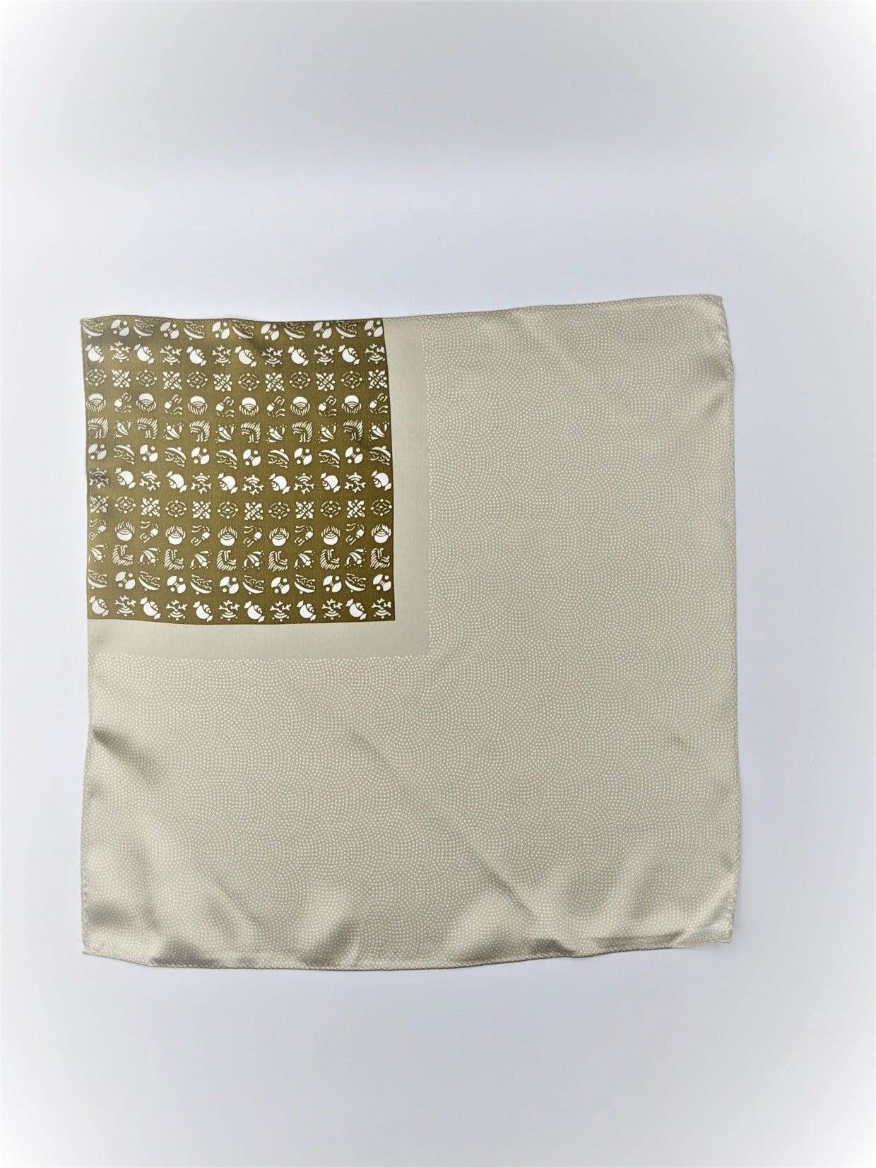 Tomita Sen Kogei: SARAKICHI – Pocket Square (Treasures / Rokōcha Brown)