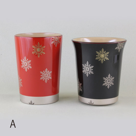Kato Lacquerware: Wajima Lacquerware Pair of Tumblers with Snow Crystal Maki-e