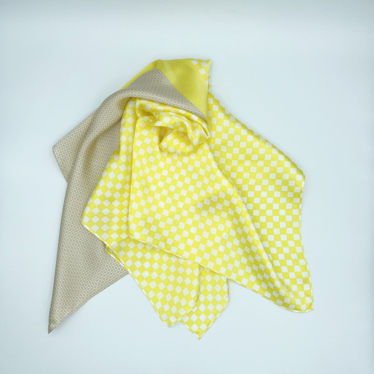 Tomita Sen Kogei: Tokyo Tokyo Furoshiki Stole (Yellow)