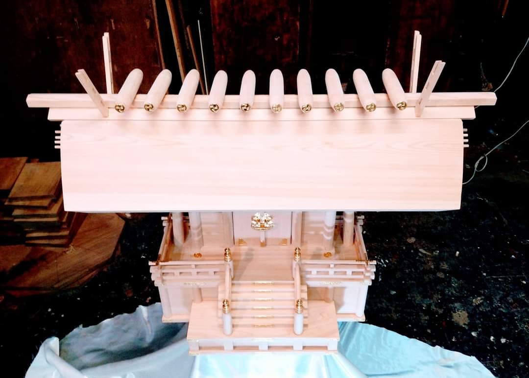 Sato Mokko: Solid Hinoki Shinto Shrine