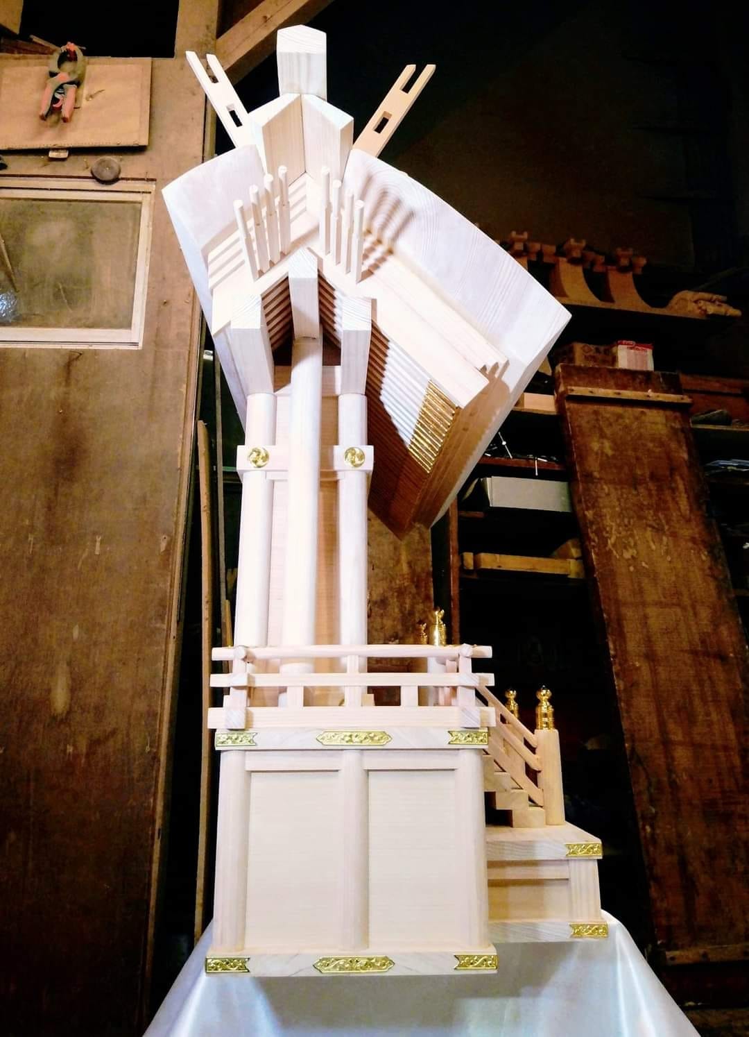 Sato Mokko: Solid Hinoki Shinto Shrine