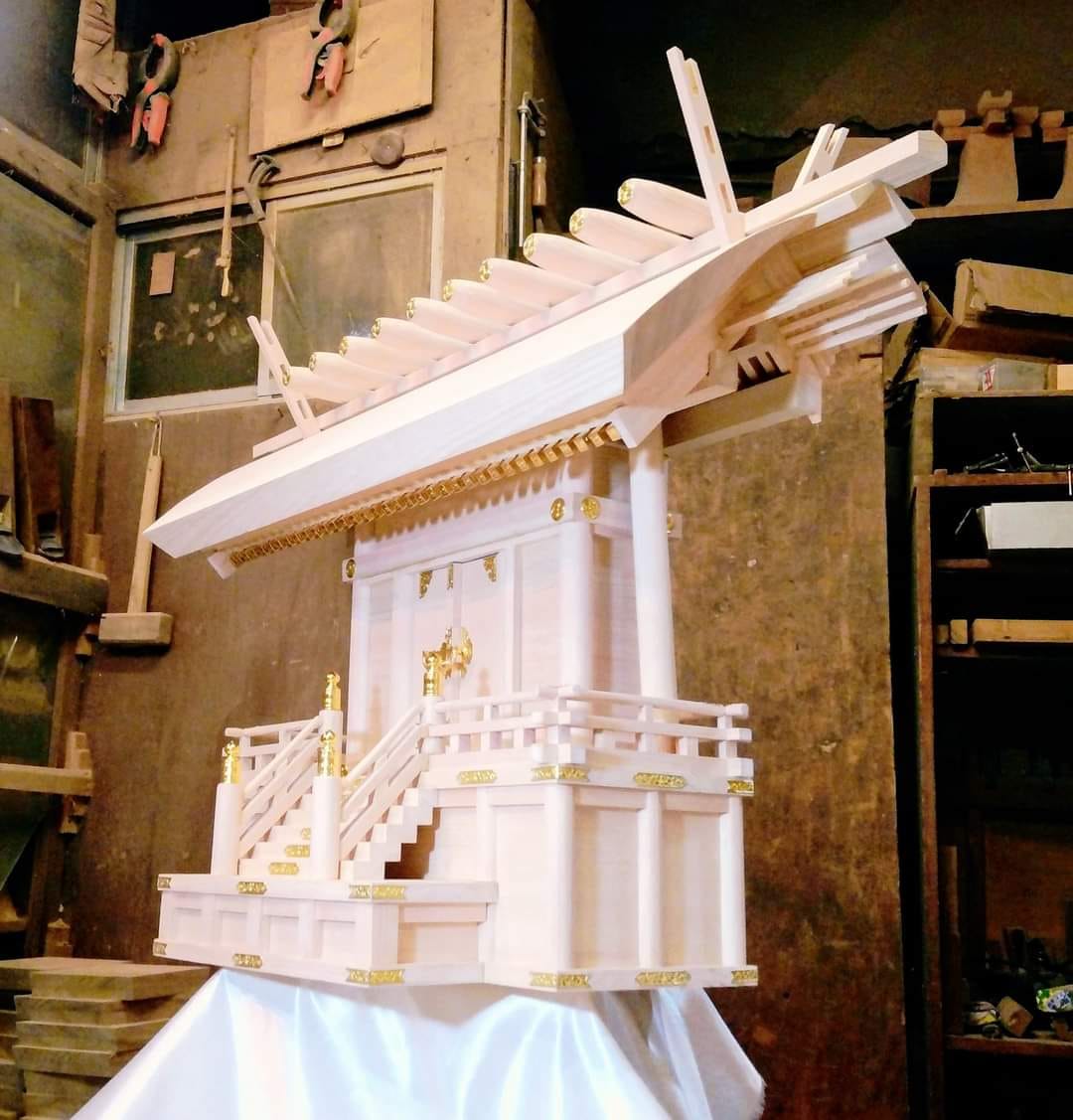 Sato Mokko: Solid Hinoki Shinto Shrine
