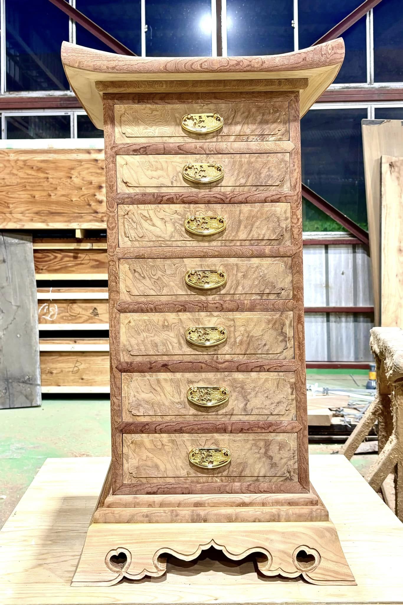 Sato Mokko: Solid Keyaki Joinery Chest