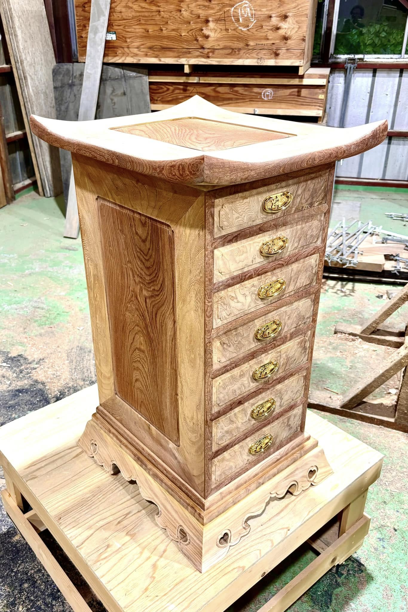 Sato Mokko: Solid Keyaki Joinery Chest