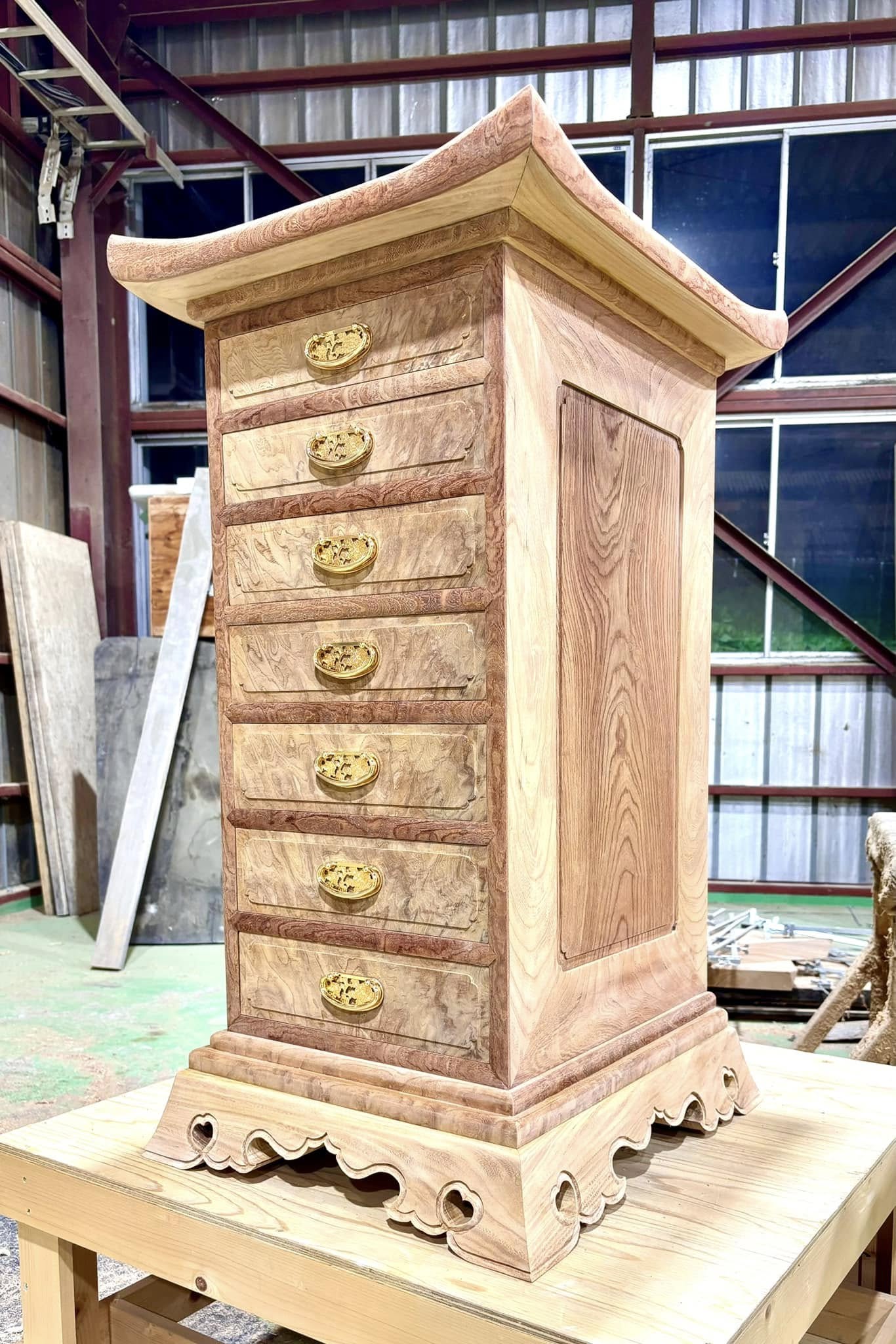 Sato Mokko: Solid Keyaki Joinery Chest