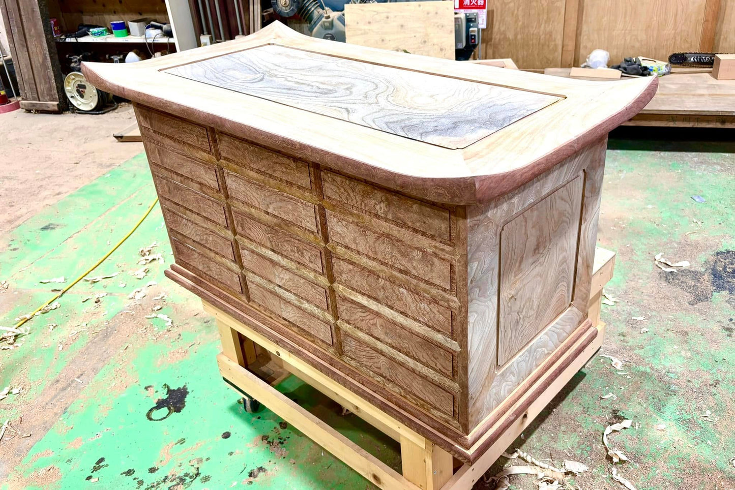 Sato Mokko: Solid Keyaki Fifteen-Drawer Chest with Cabriole Legs