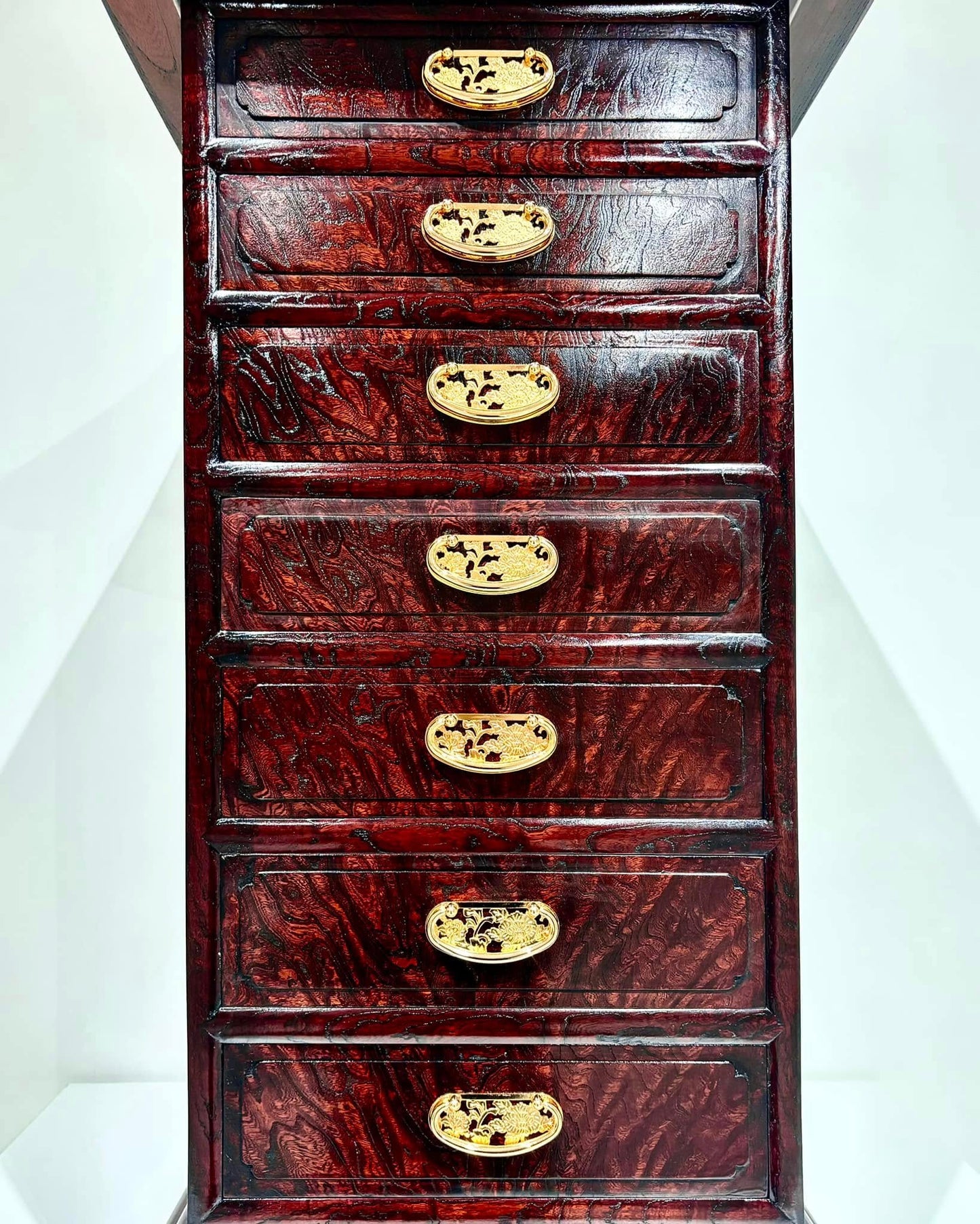 Sato Mokko: Solid Keyaki Joinery Chest