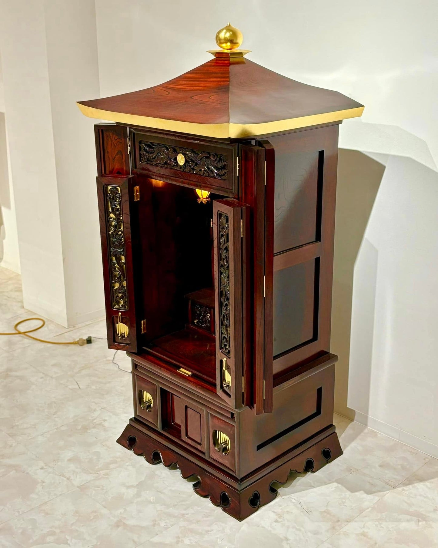 Sato Mokko: Solid Keyaki Zelkova Buddhist Shrine Cabinet with Phoenix Carvings