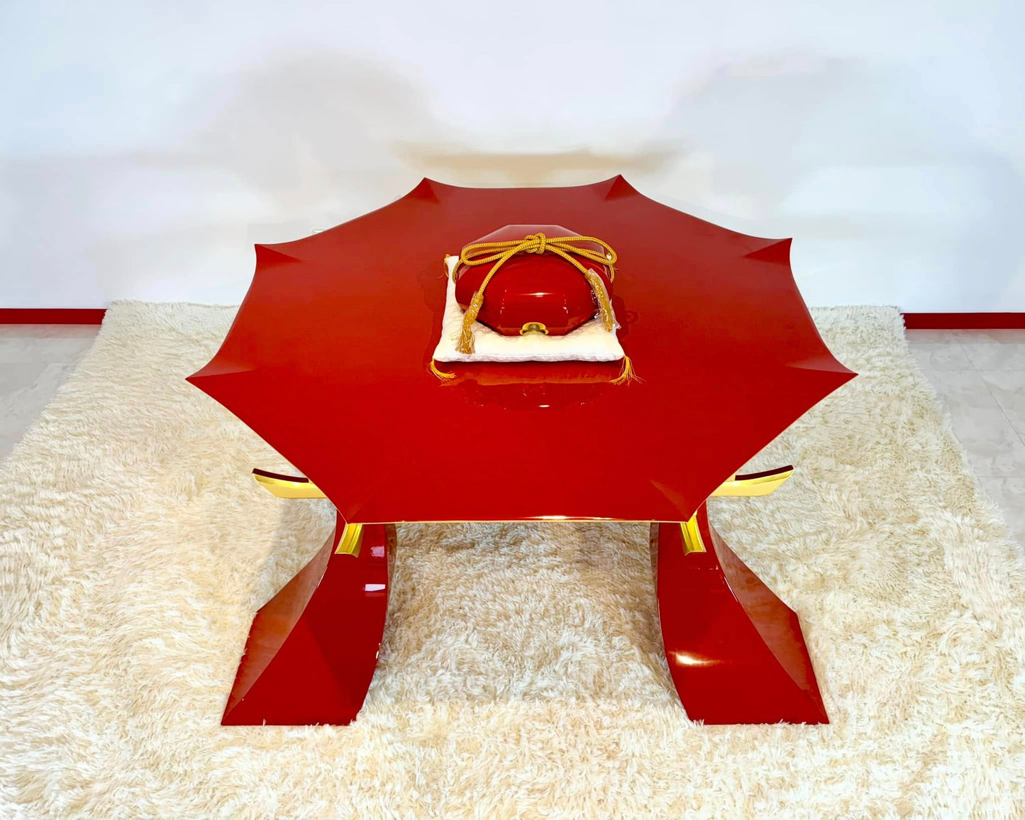 Sato Mokko: Vermilion Lacquer Tamatebako Octagon Sofa Table