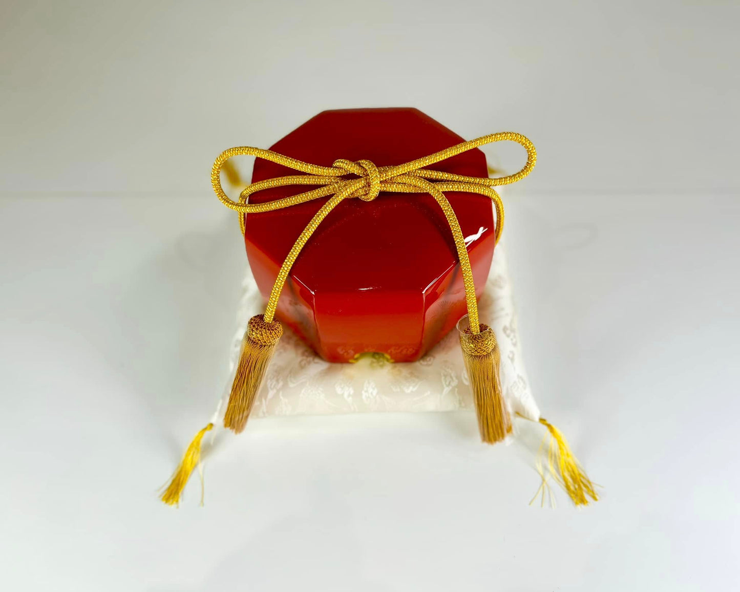 Sato Mokko: Tamatebako Treasure Box in Vermilion Lacquer