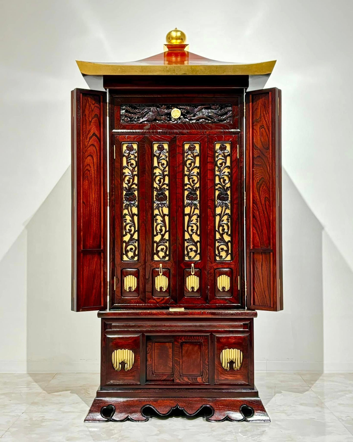 Sato Mokko: Solid Keyaki Zelkova Buddhist Shrine Cabinet with Phoenix Carvings