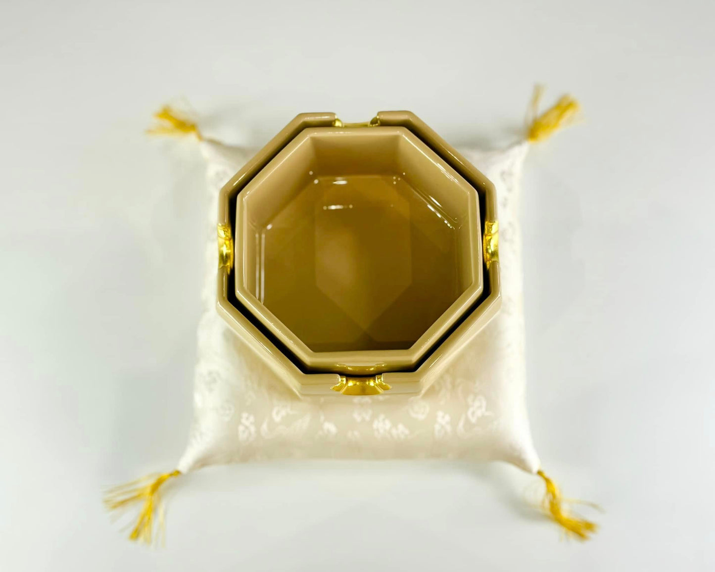 Sato Mokko: Tamatebako Treasure Box in Beige Lacquer