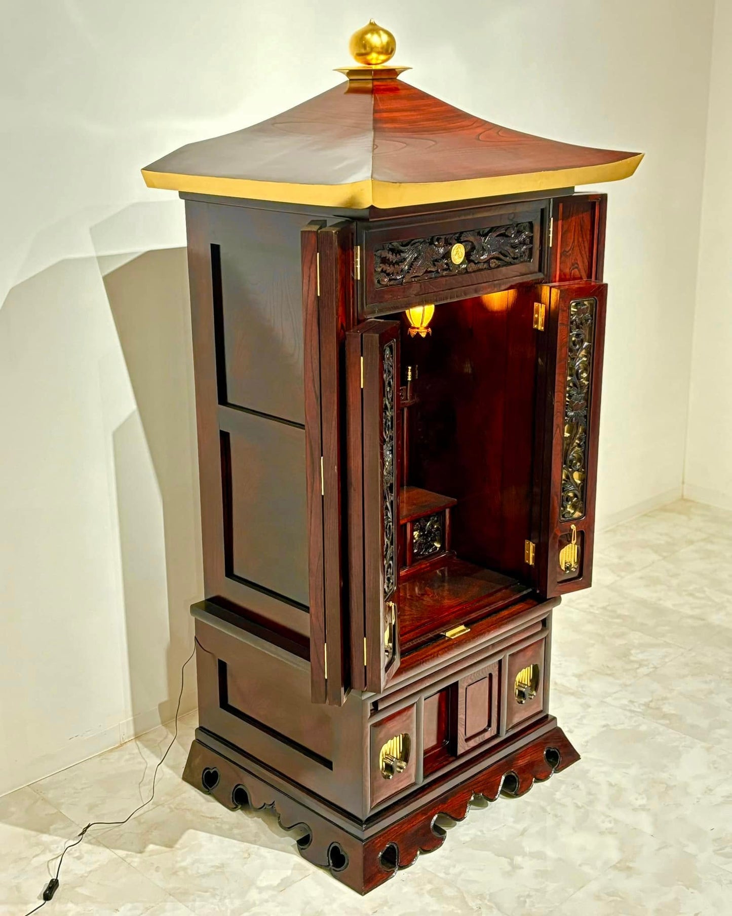 Sato Mokko: Solid Keyaki Zelkova Buddhist Shrine Cabinet with Phoenix Carvings