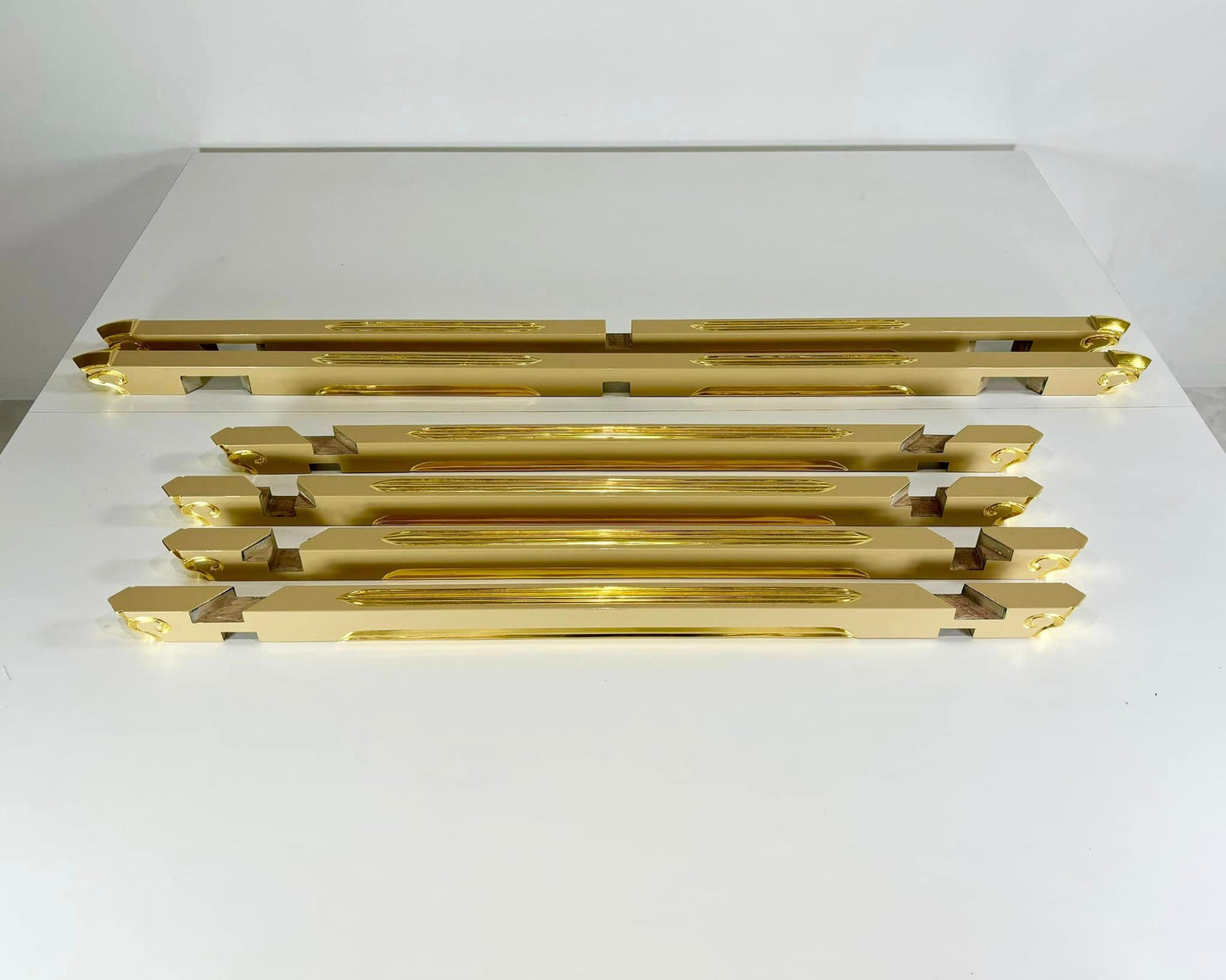 Sato Mokko: Masugumi Sofa Table