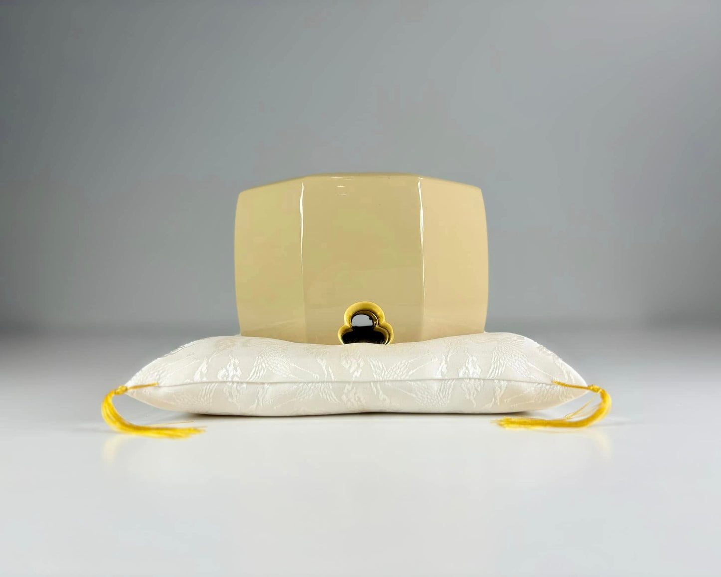 Sato Mokko: Tamatebako Treasure Box in Beige Lacquer
