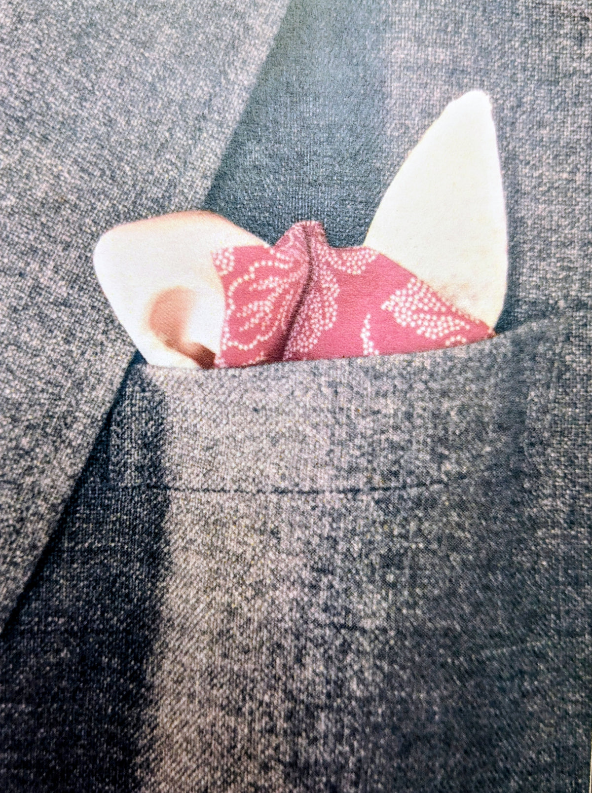 Tomita Sen Kogei: SARAKICHI – Hand-Dyed Pocket Square (Chrysanthemum & Arabesque / Ume Purple)