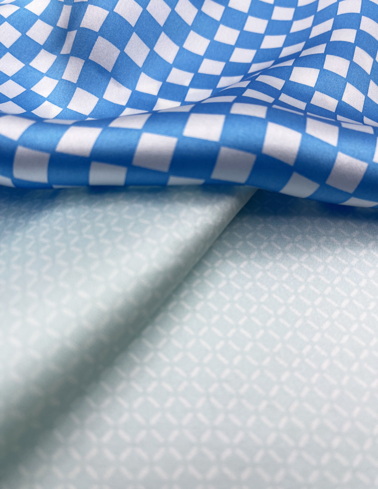 Tomita Sen Kogei: Tokyo Tokyo Furoshiki Stole (Light Blue)