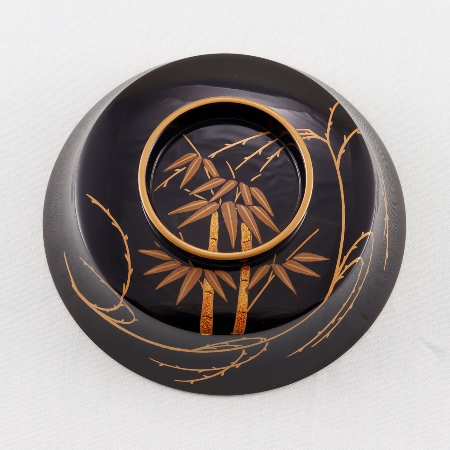 Kato Lacquerware: Wajima Lacquerware Square Nimono Bowl "Willow and Five Geese" Maki-e