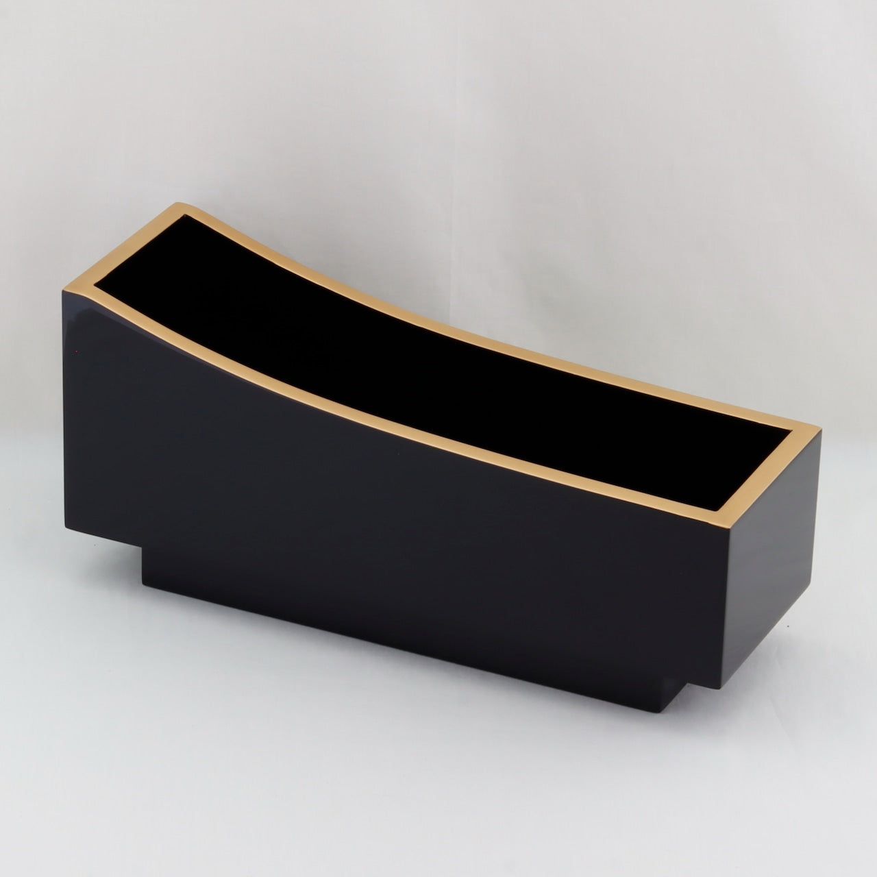Kato Lacquerware: Wajima Lacquerware Wine Cooler Letter with Gold Vine Maki-e