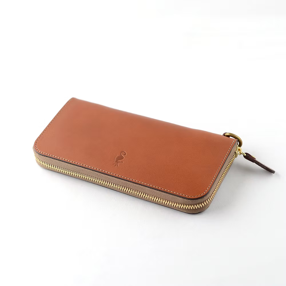 Takumics: Quindici Round-Zip Wallet L — Classic Brown / Italian Leather