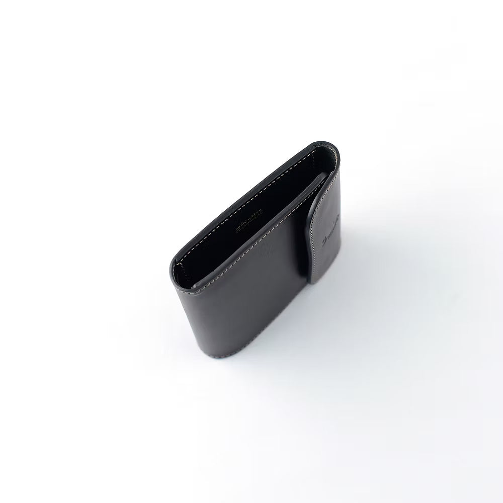 Takumics: Otto Bi-Fold Wallet — Classic Black / Italian Leather