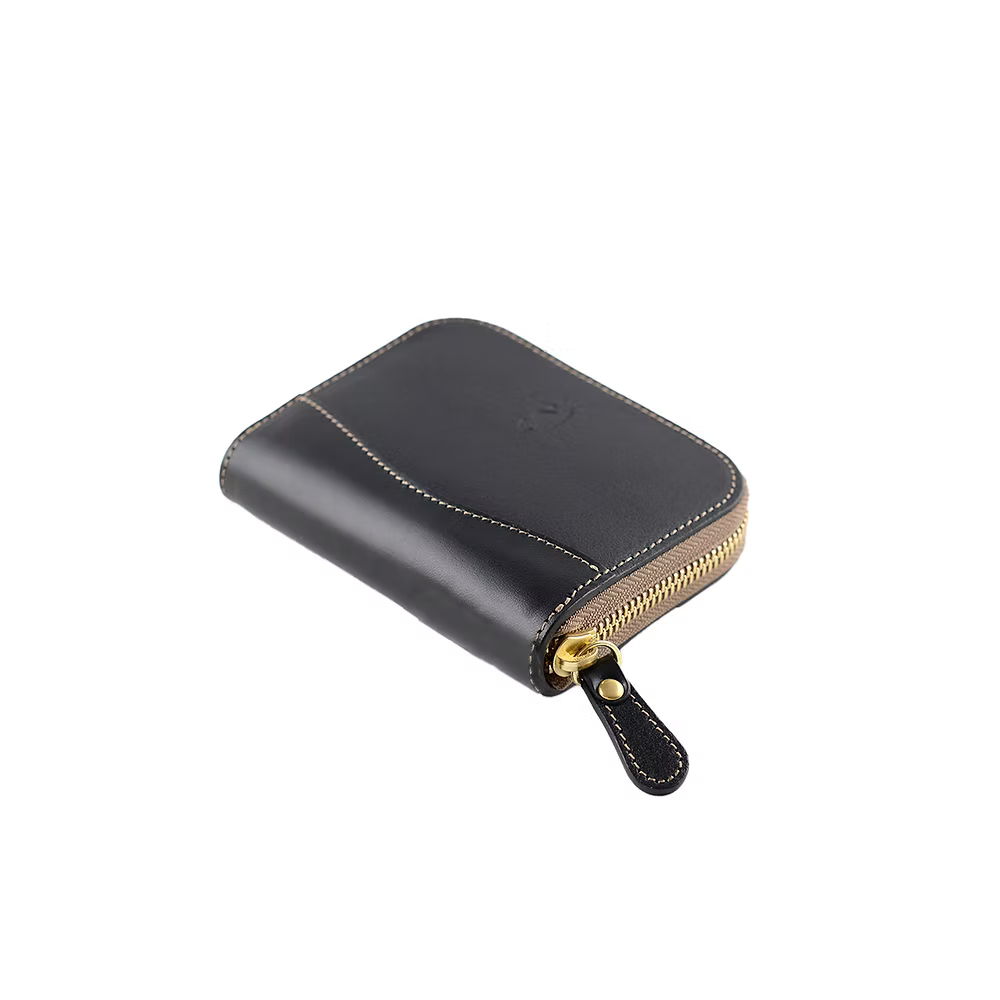 Takumics: Sei Medallion Round-Zip Wallet (S) — Classic Black / Italian Leather