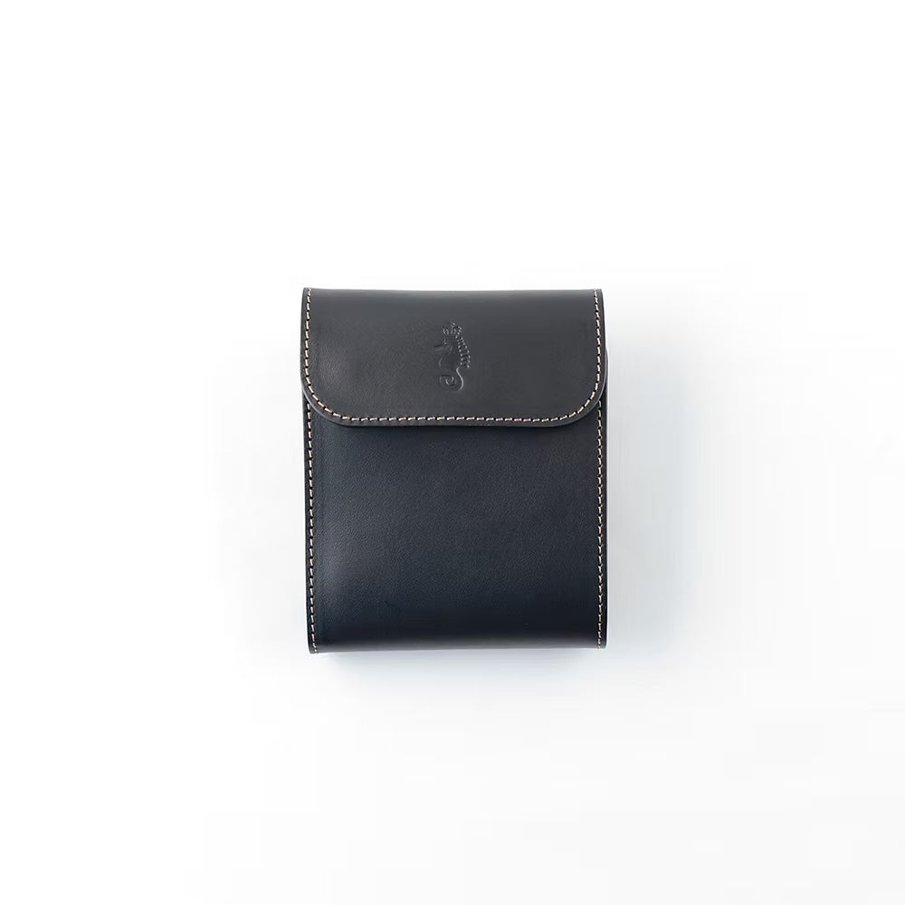 Takumics: Otto Bi-Fold Wallet — Classic Black / Italian Leather