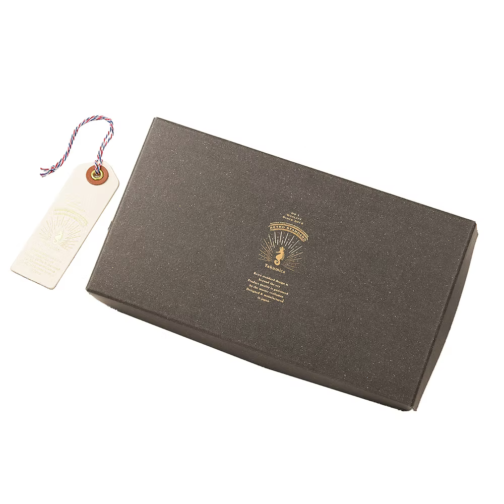 Takumics: Quindici Medallion Round Zipper Wallet L — Classic Black / Italian Leather
