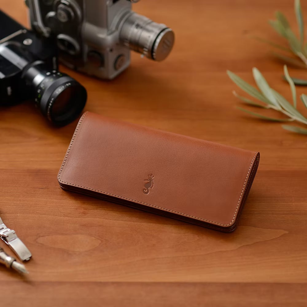 Takumics: Dodici Long Wallet — Classic Brown / Italian Leather