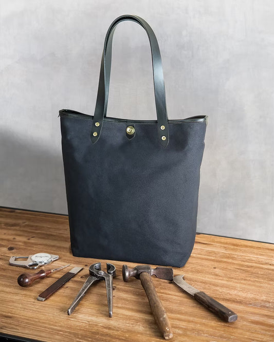 Takumics: Smith Bag Vertifal Black (Medium) w/Black Leather Handle