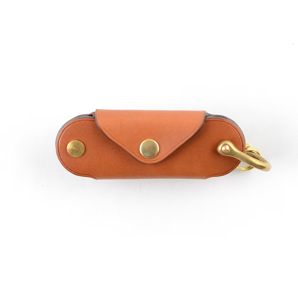 Takumics: Ovale Key Case — Classic Brown (Italian Leather)
