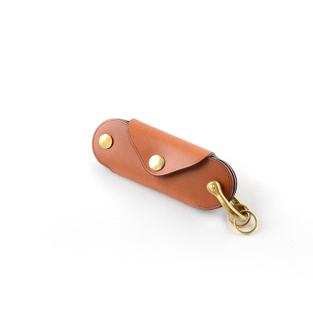 Takumics: Ovale Key Case — Classic Brown (Italian Leather)