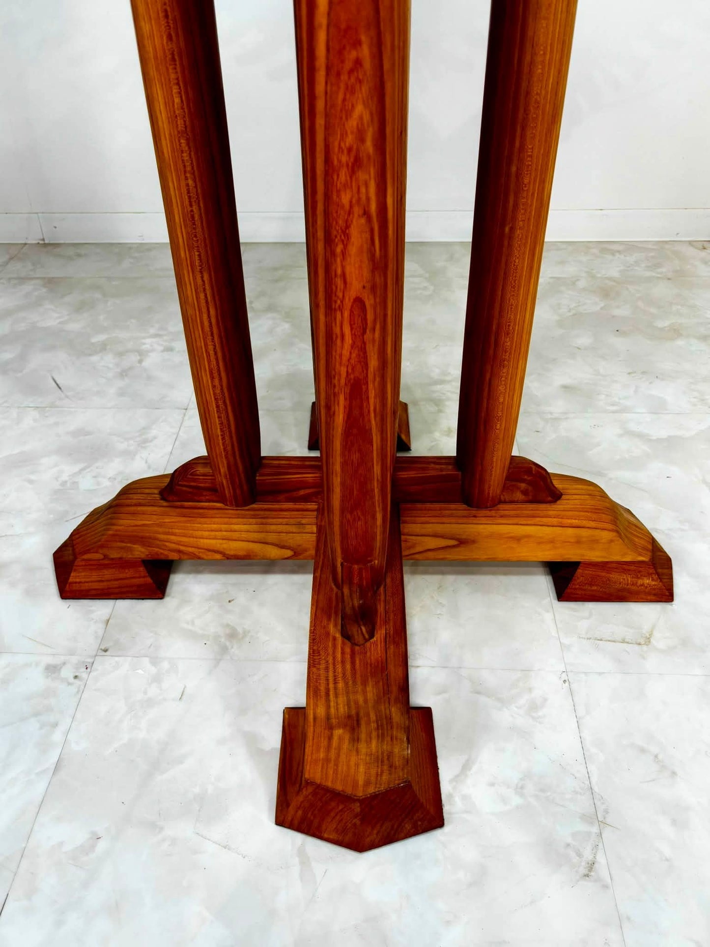Sato Mokko: Solid Zelkova Masugumi Stand Table