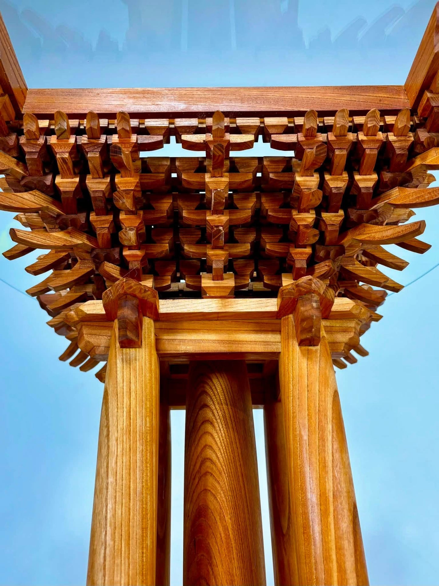 Sato Mokko: Solid Zelkova Masugumi Stand Table
