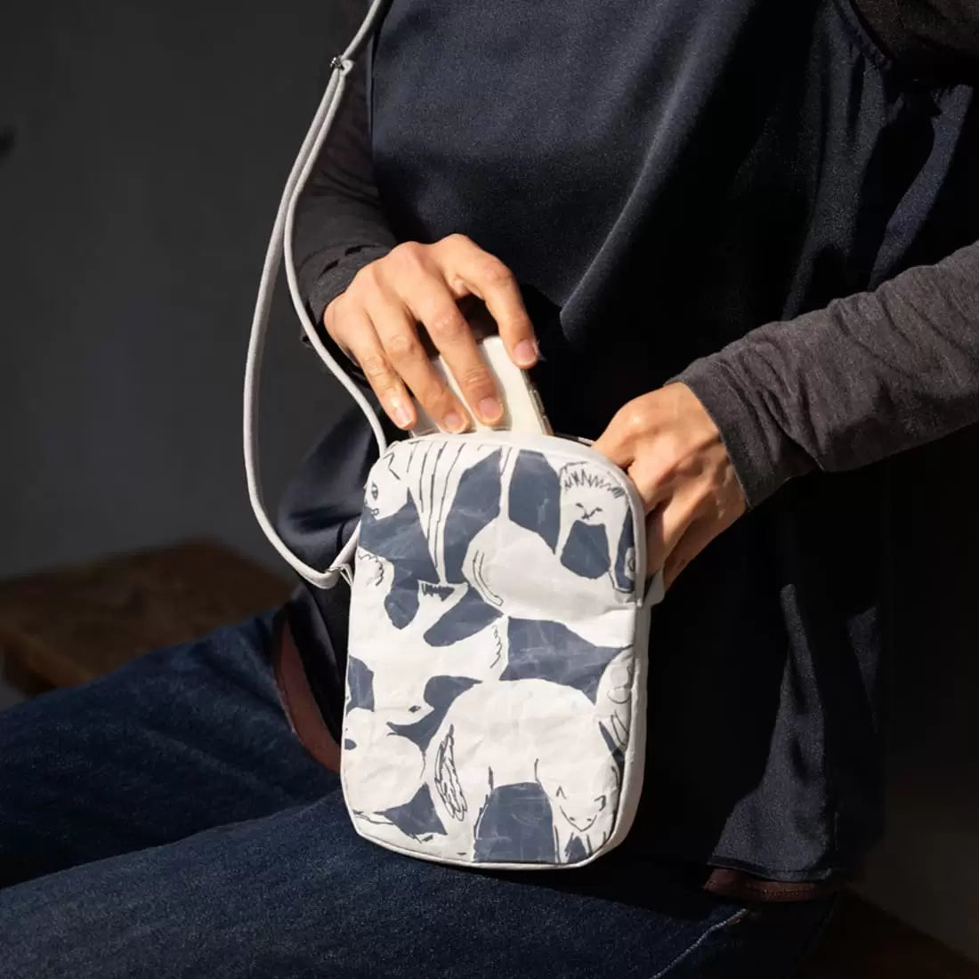 SIWA: mina perhonen Washi Square Pochette – Memorial Black